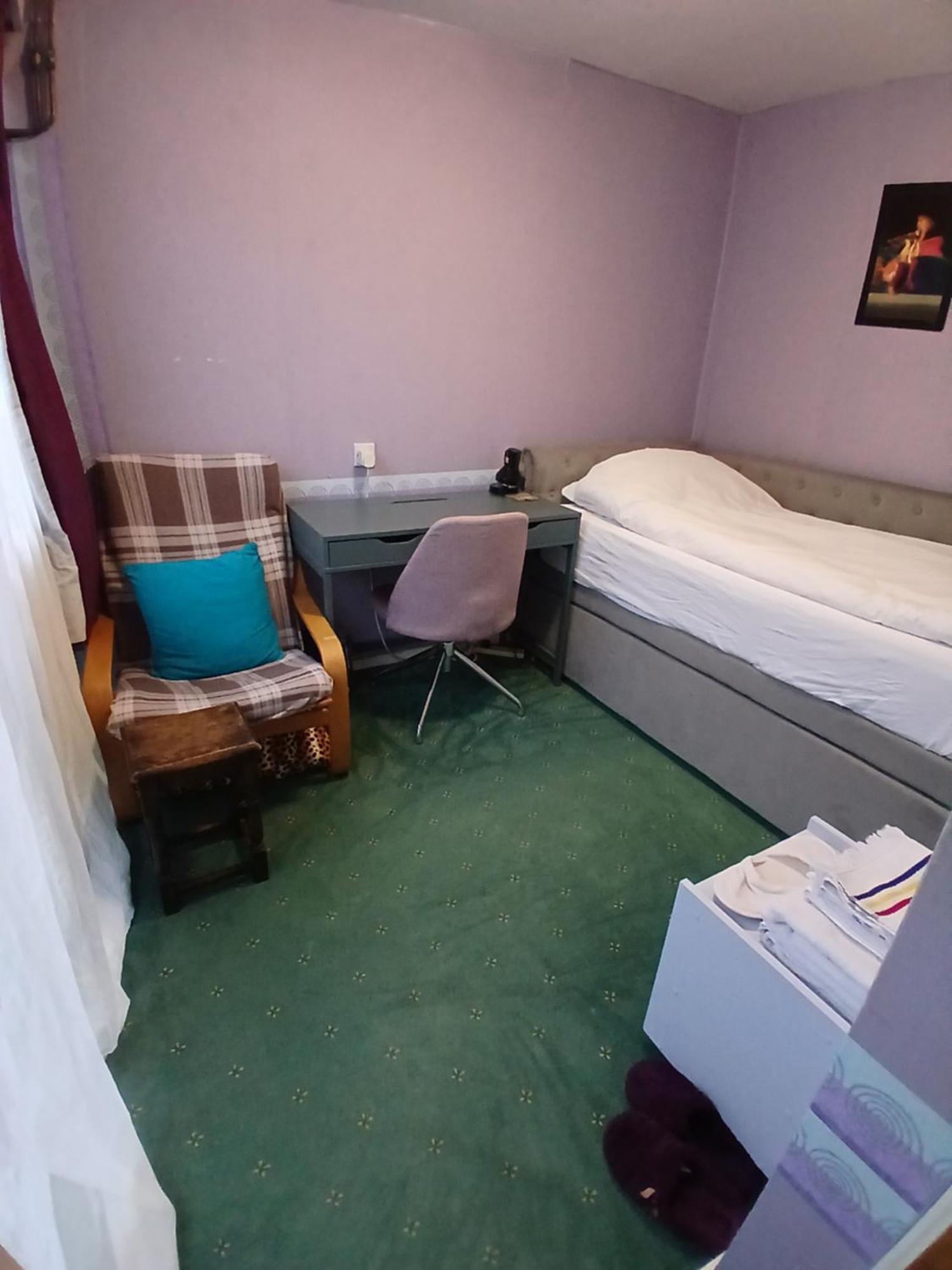 Cosy Single Room Only For Ladies In Tower Bridge Londra Esterno foto