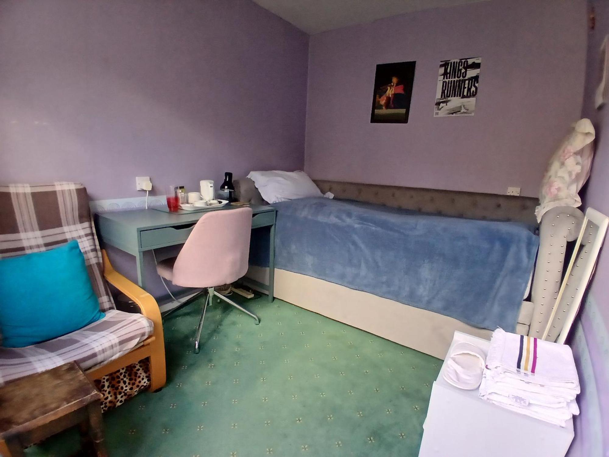 Cosy Single Room Only For Ladies In Tower Bridge Londra Esterno foto
